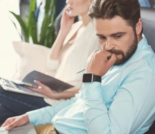 Mangiarsi le Unghie: Come Smettere! Mangiarsi le unghie conseguenze