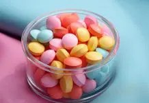Viagra per Donne: che cos’ è la Pillola Rosa e quali sono i Rimedi Naturali Alternativi