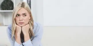 Macchiolina-viola-sulla-pelle: cosa fare