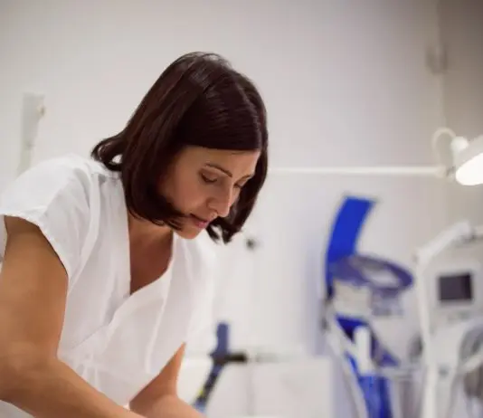 Luce Pulsata Parti Intime: Come si Fa e Quanto Costa! luce-pulsata-zona-intima