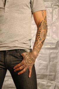 tattoo uomo braccio