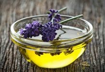 Olio essenziale di lavanda: oli essenziali proprietà