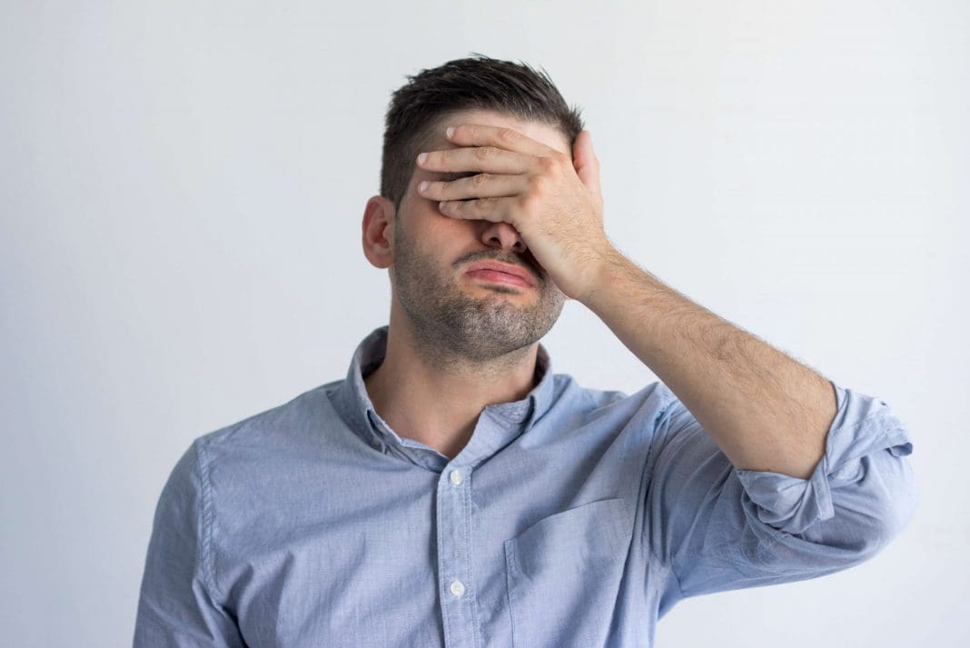 Macchie Rosse sul Glande Sintomi, Cause, Rimedi e Cure Macchie Rosse sul Glande Sintomi, Cause, Rimedi e Cure